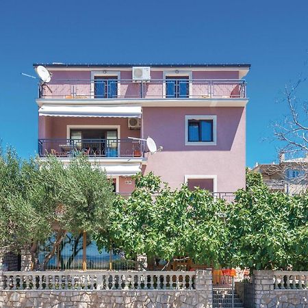 Cozy Apartment In Novi Vinodolski With Kitchen Exterior foto