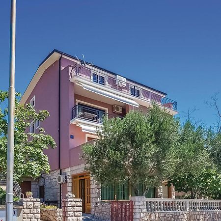 Cozy Apartment In Novi Vinodolski With Kitchen Exterior foto